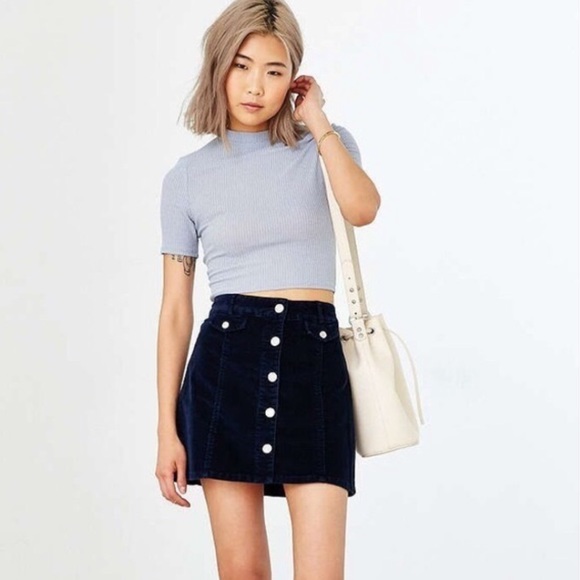 Urban Outfitters Dresses & Skirts - 🆕 Urban Outfitters BDG Black 🖤 Corduroy Skirt